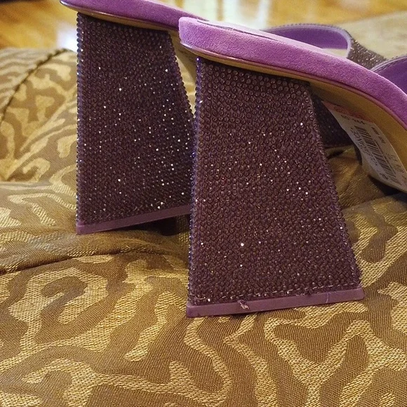 Gianni Bini Heels - Picture 4 of 8